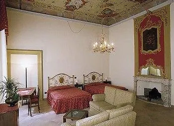 Hotel La Luna Lucca